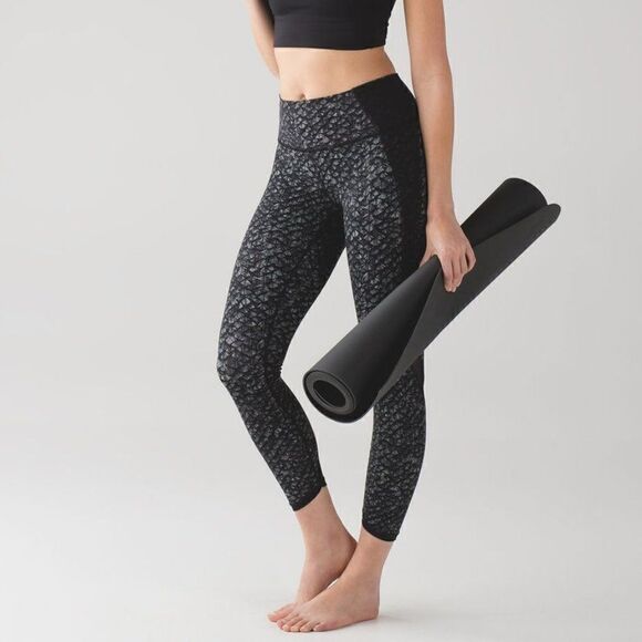 Lululemon 7/8 Featherweight Mesh Tights Leggings - Picture 1 of 11